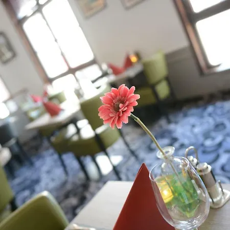 Cathedrale 3* تورناي