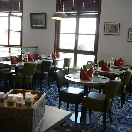 Cathedrale فندق 3*