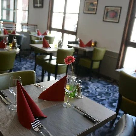 فندق Cathedrale 3*