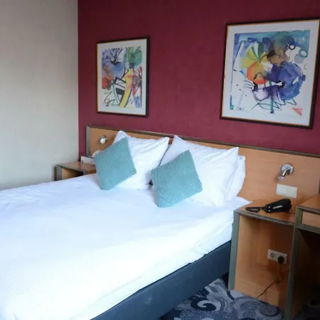 Cathedrale Szálloda